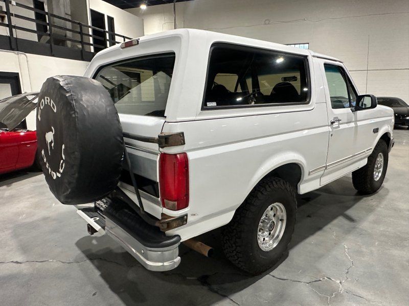 1995 Ford Bronco XLT, photo 5