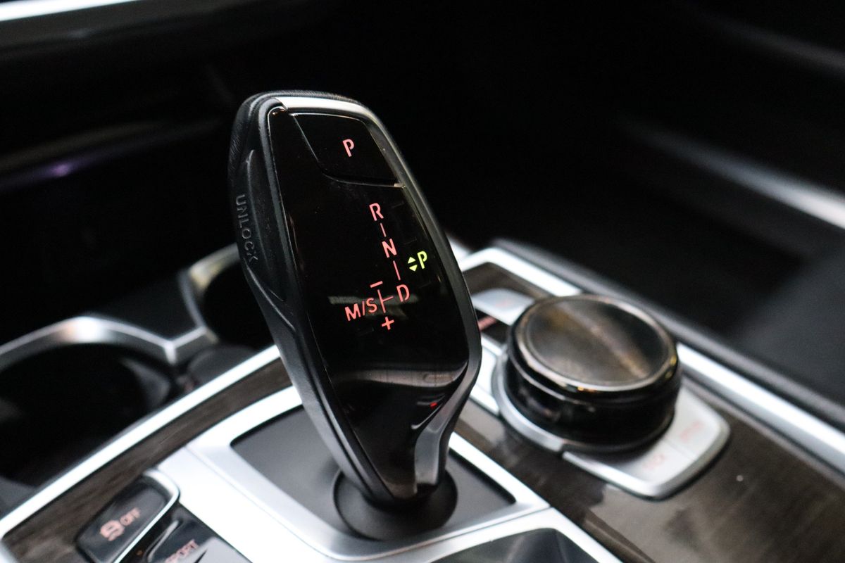 2019 BMW 740i xDrive