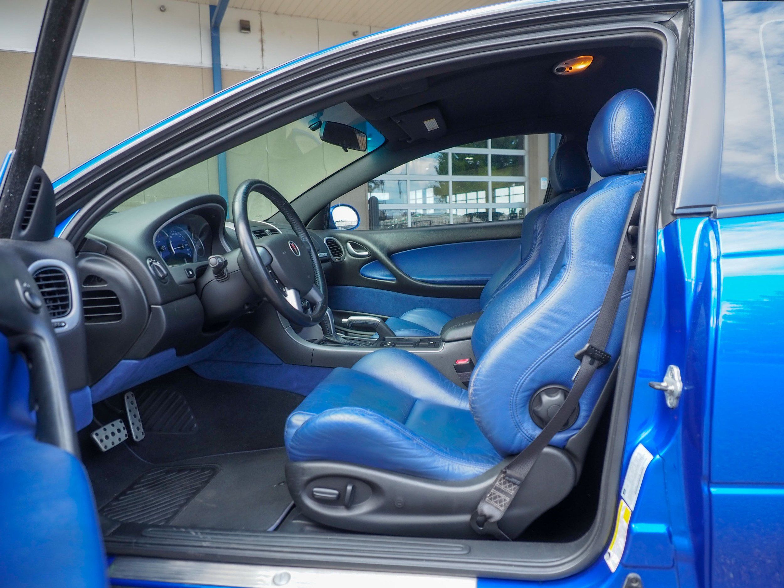 2006 Pontiac GTO Blue 