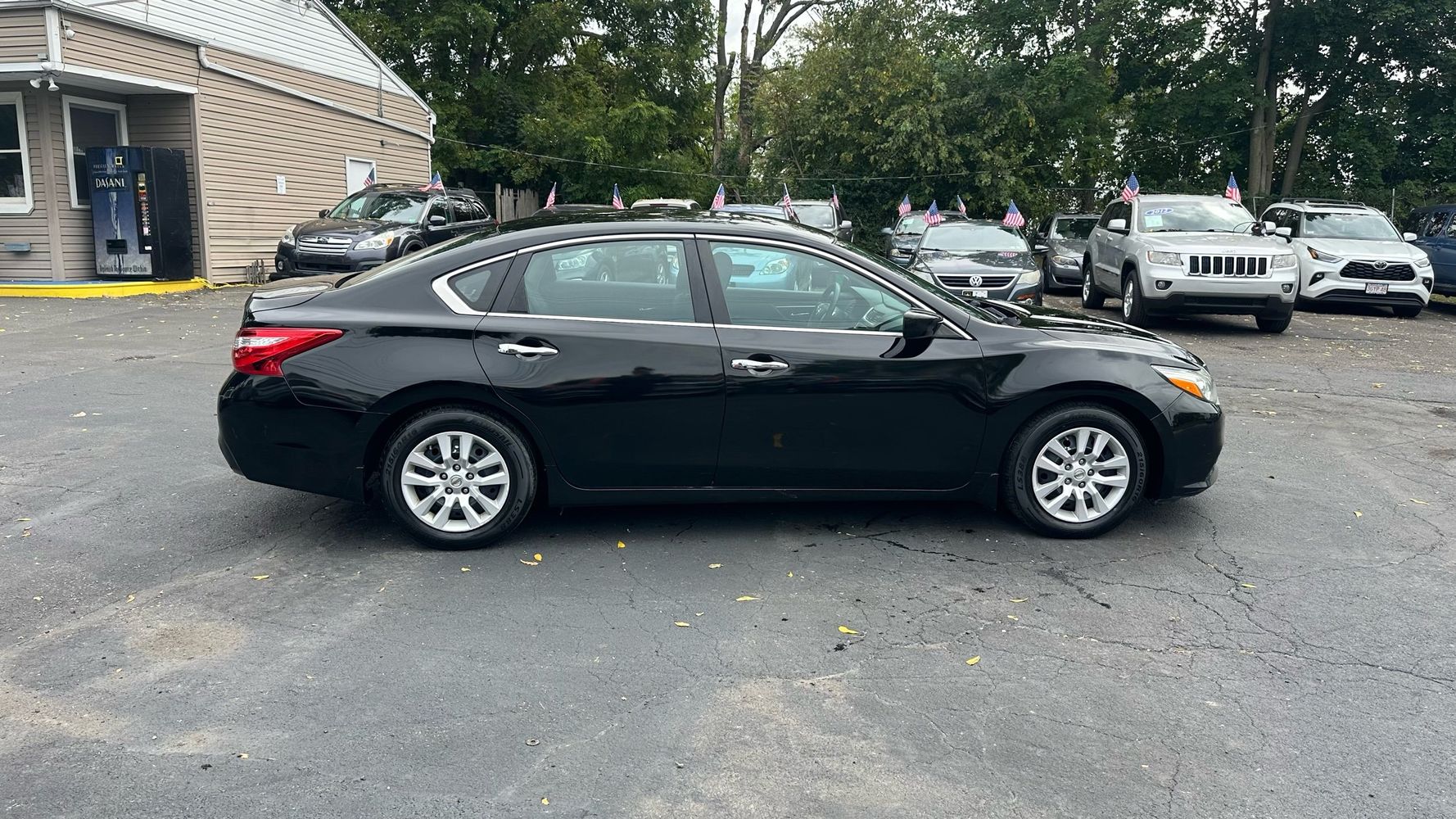 2016 Nissan Altima 2.5 S photo 6