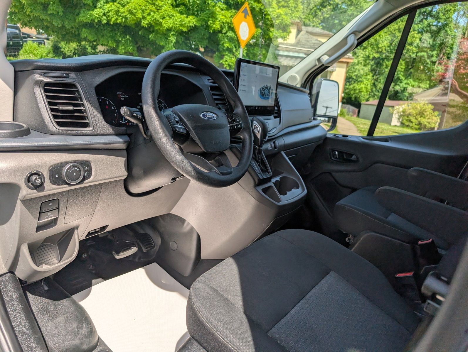 2023 Ford Transit-350 Passenge 46