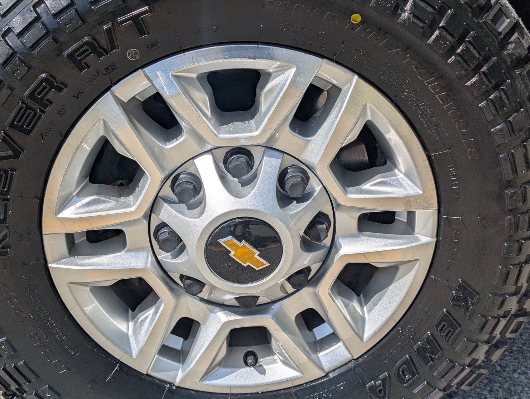 2024 Chevrolet Silverado 2500HD 21