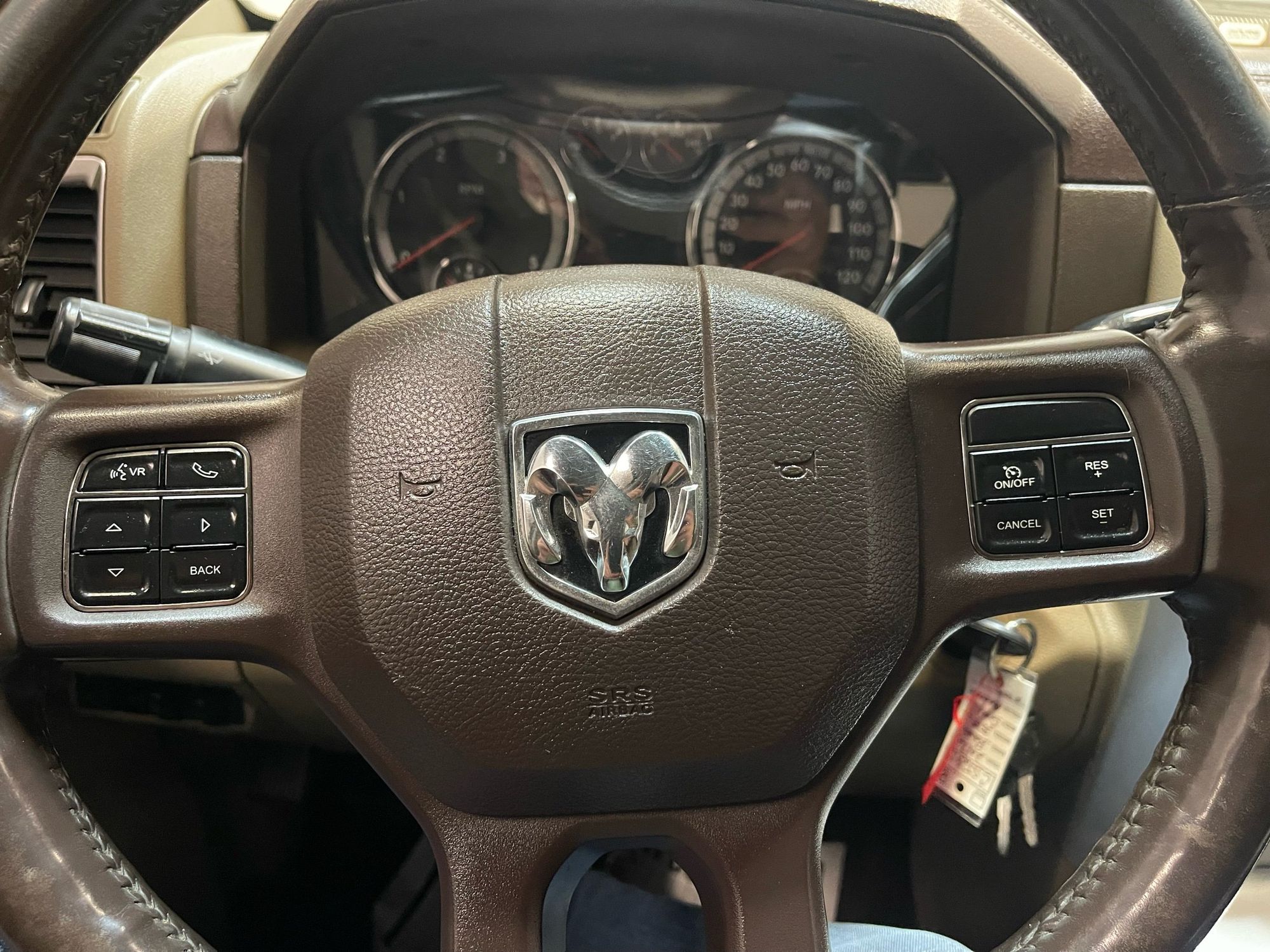 2012 Ram 3500 Laramie photo 19