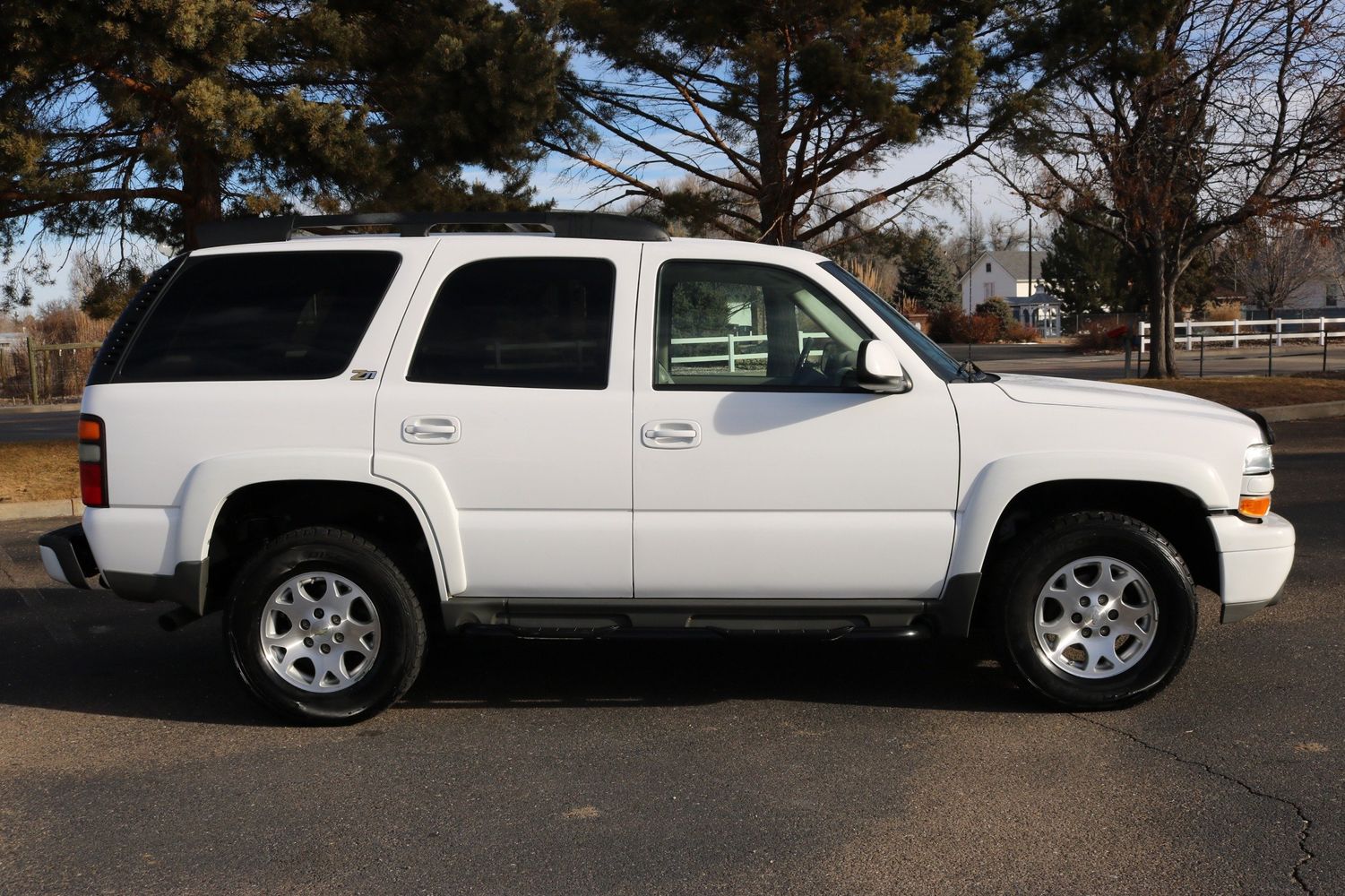 2004 Chevrolet Tahoe Z71 | Victory Motors of Colorado