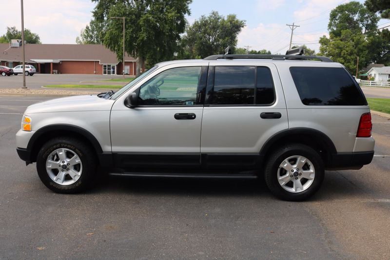 2003 ford explorer xlt levantado