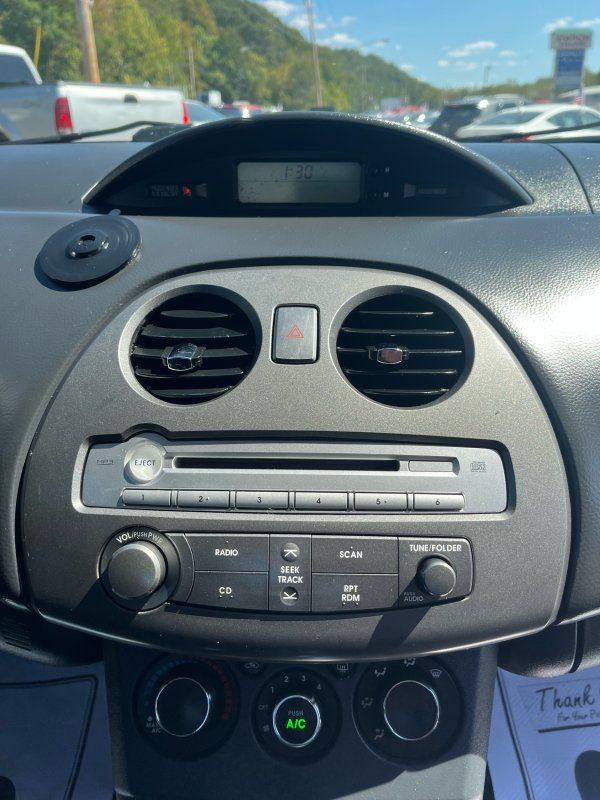 2011 Mitsubishi Eclipse GS photo 14