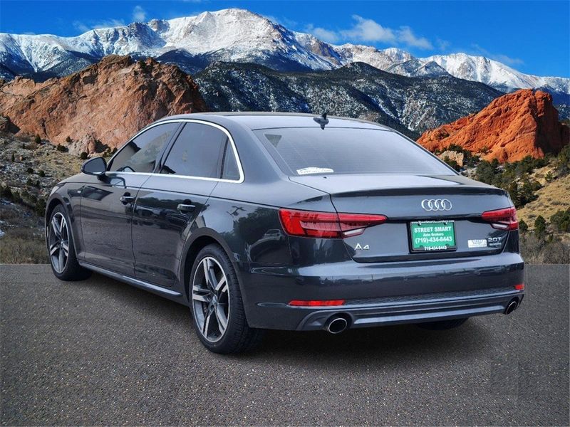 2017 Audi A4 2.0T Quattro Premium Plus photo 12