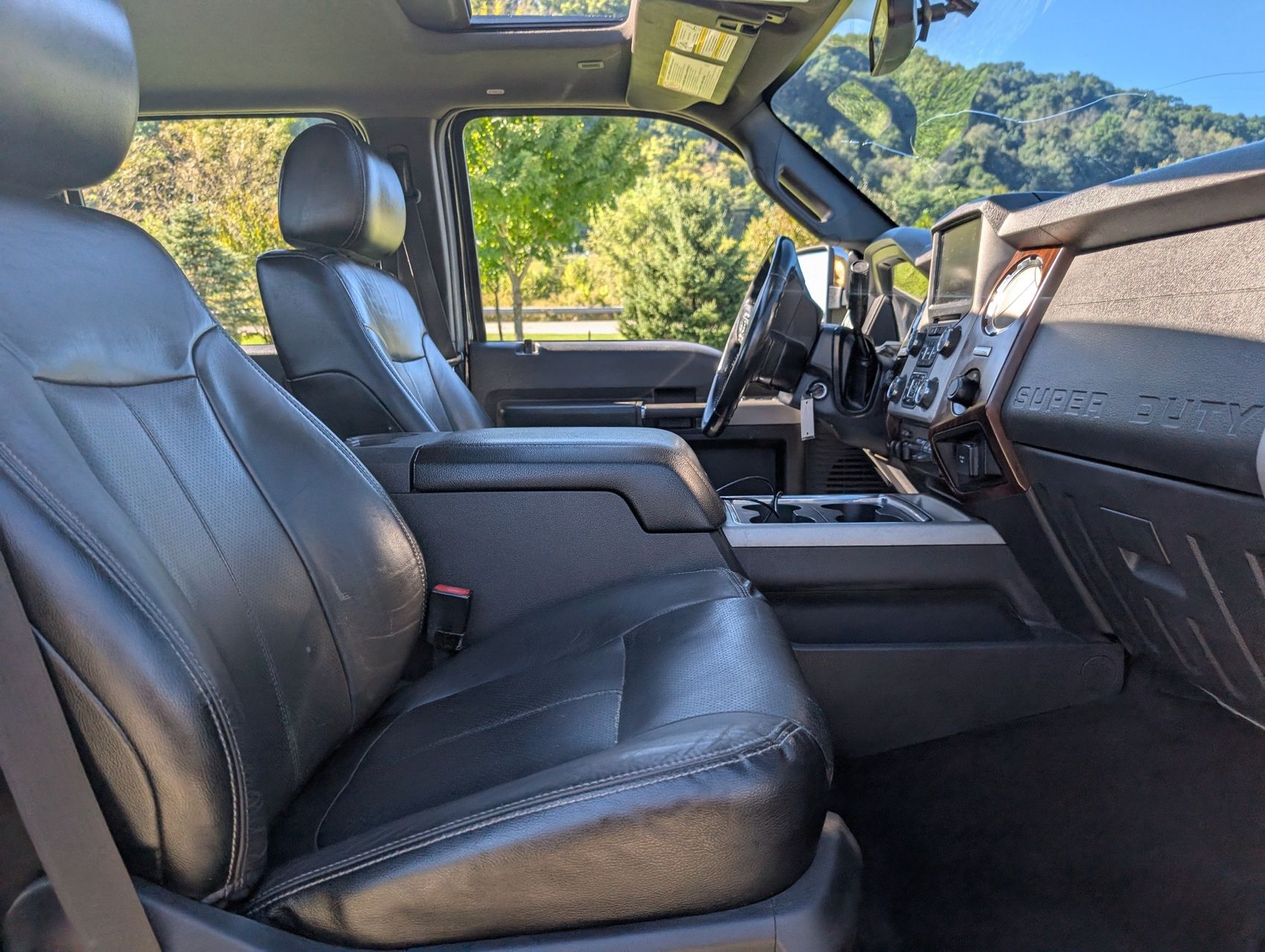 2015 Ford F-350 93