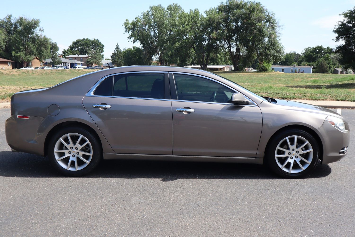 2010 Chevrolet Malibu LTZ | Victory Motors of Colorado