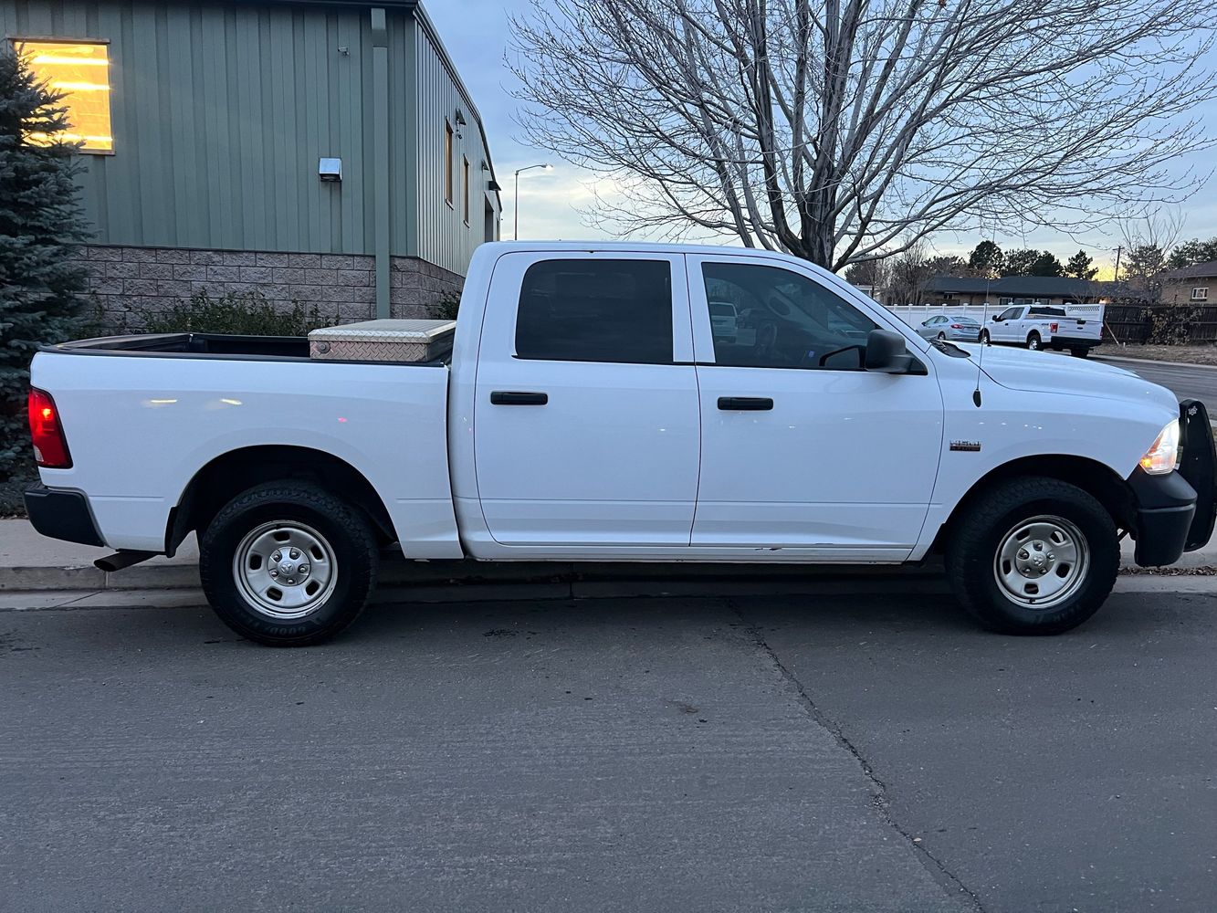 2018 RAM Ram 1500 Pickup Tradesman photo 6