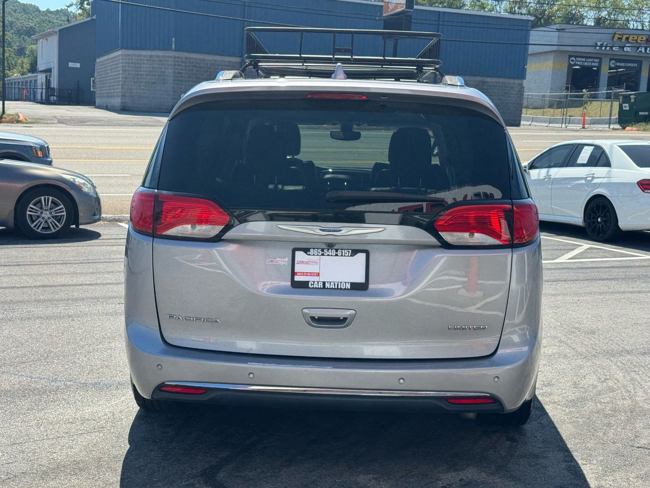 2018 Chrysler Pacifica Limited photo 6