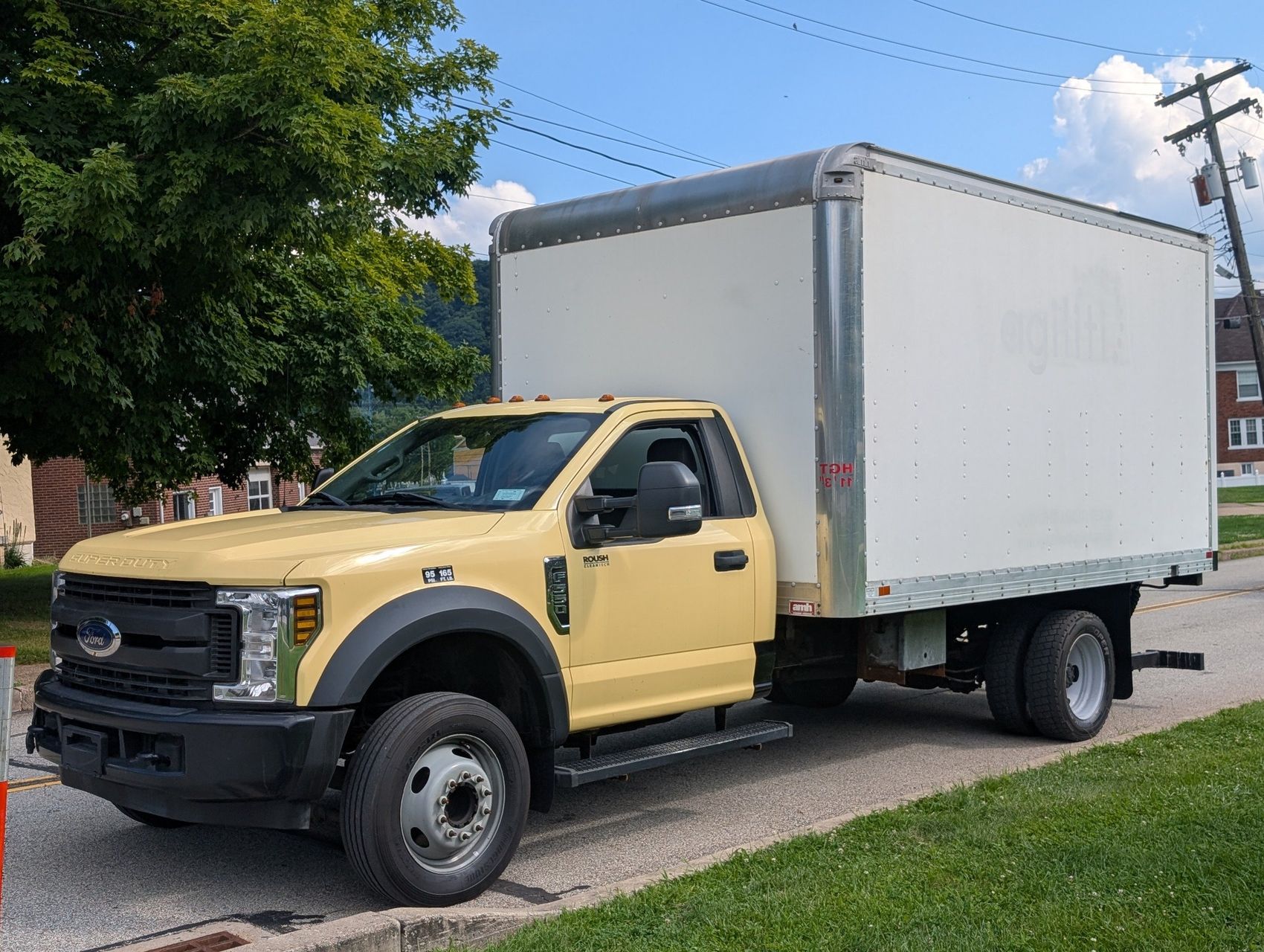 2019 Ford F-550 10