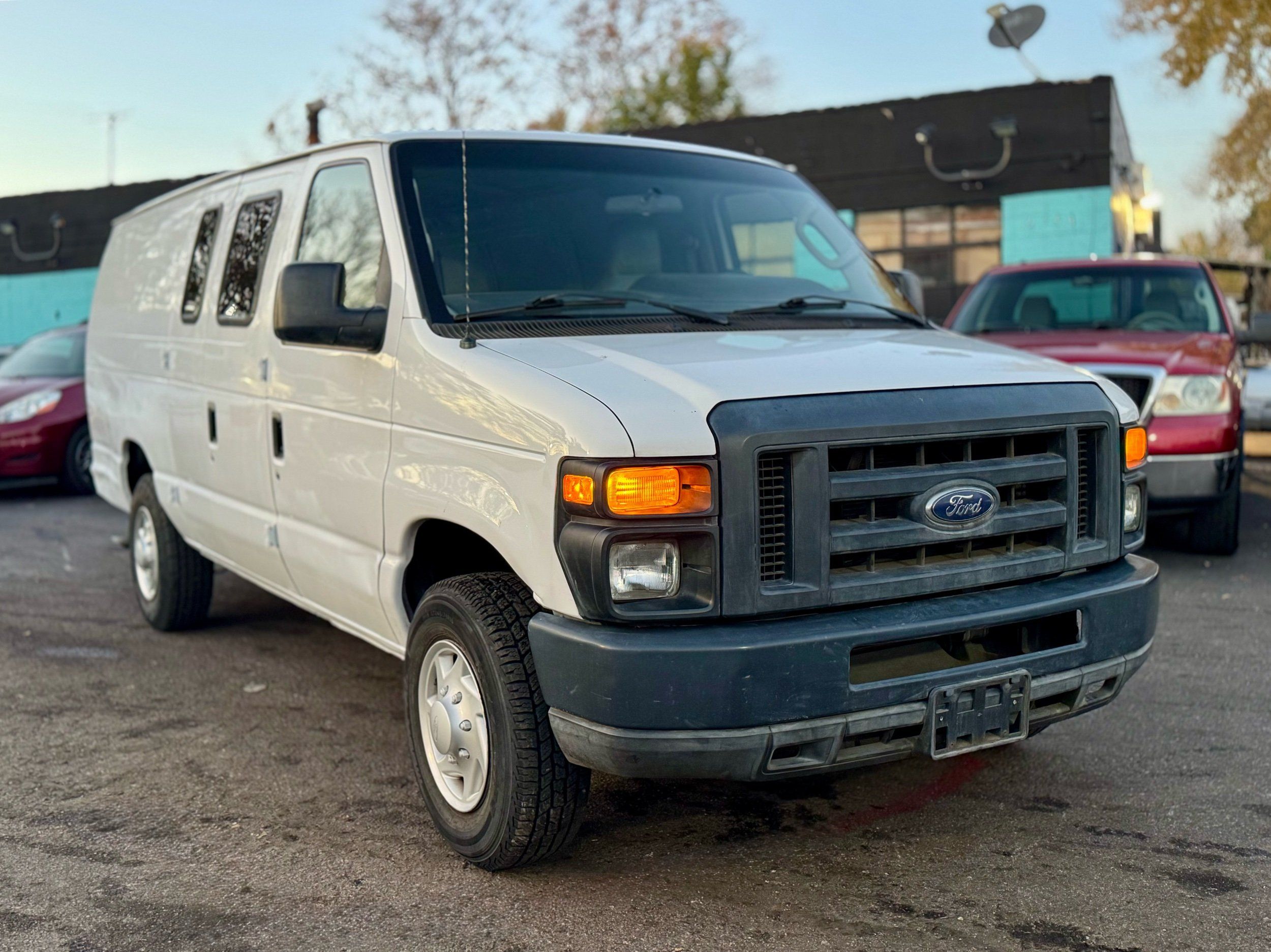 2014 Ford E-Series Econoline Van Commercial