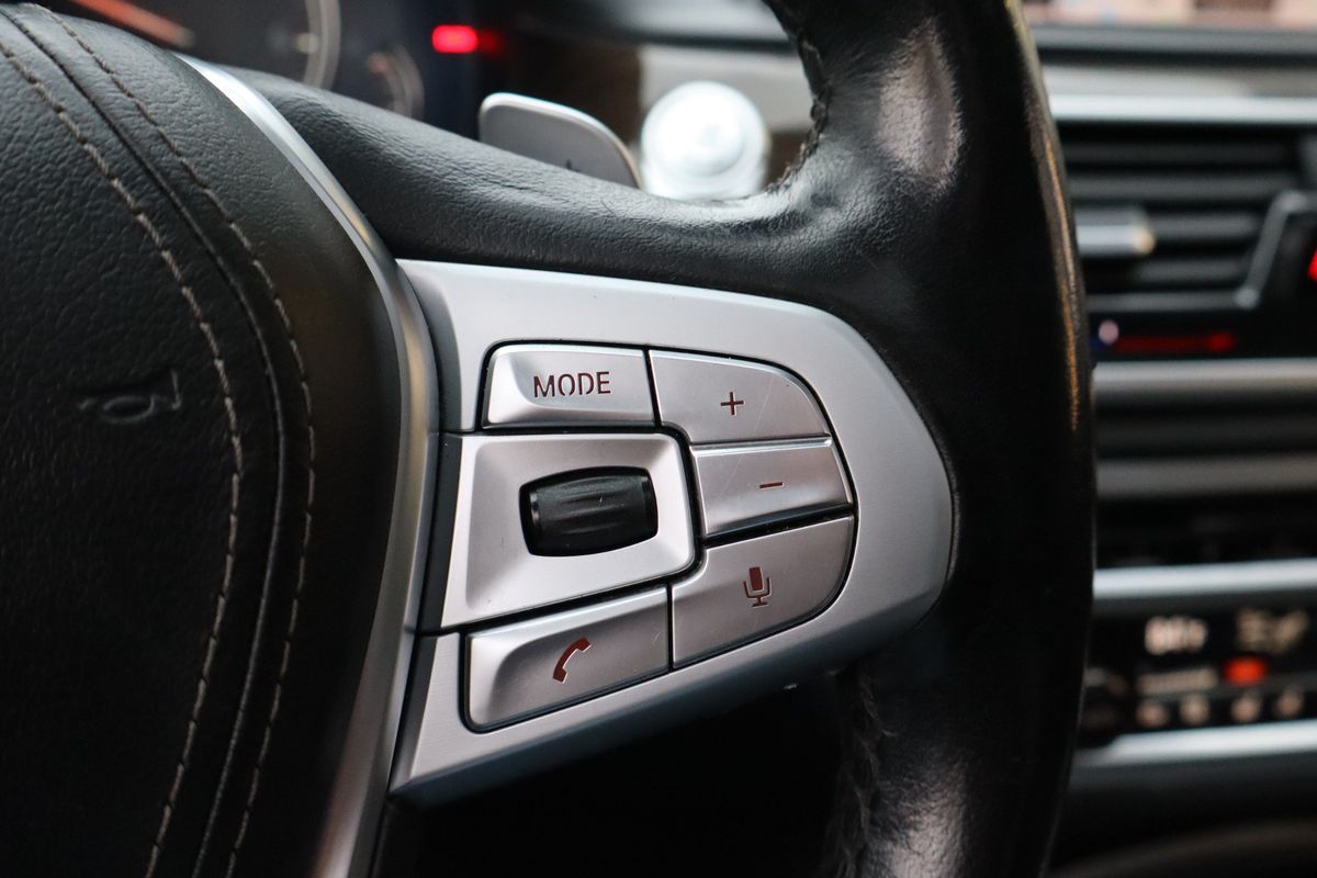 2019 BMW 740i xDrive