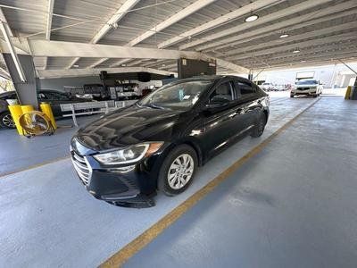 2017 Hyundai Elantra SE's photo