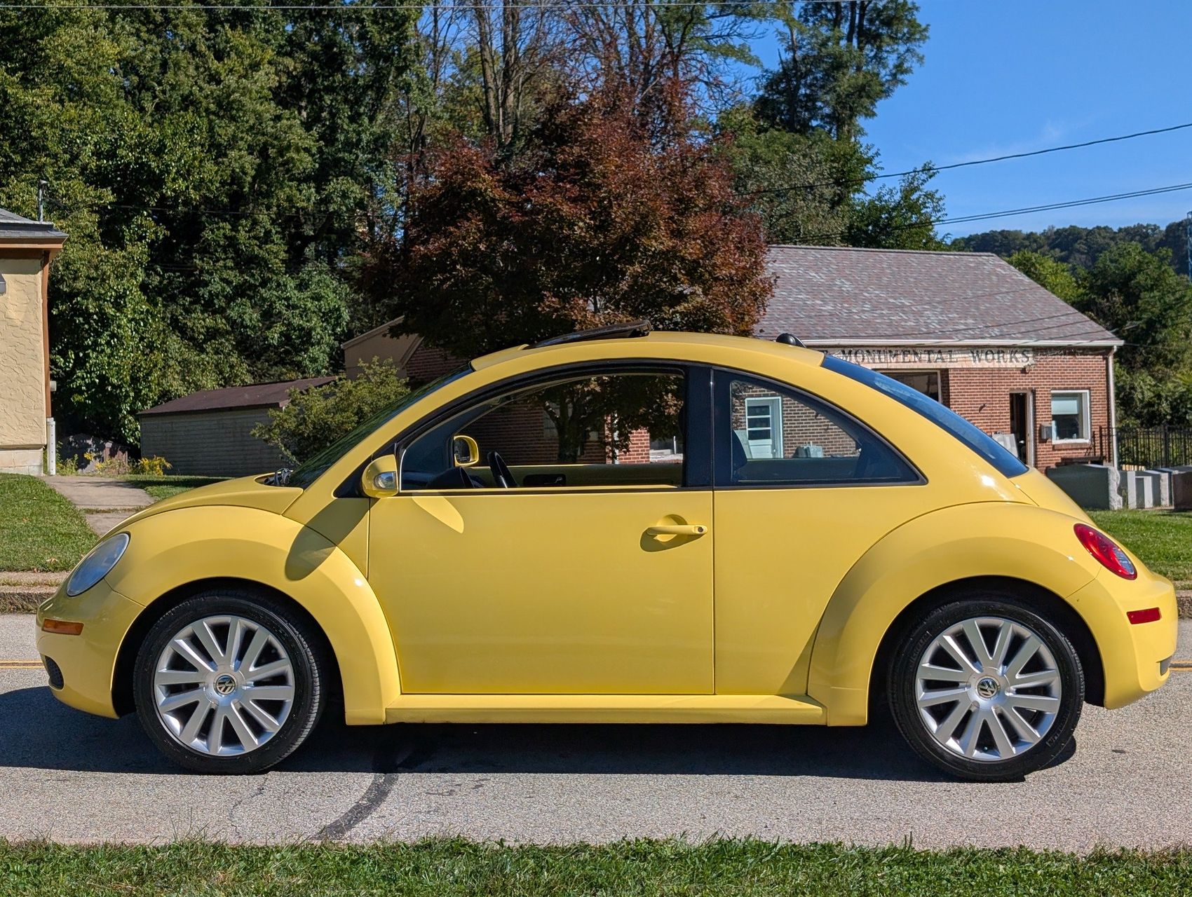 2008 Volkswagen New Beetle 15