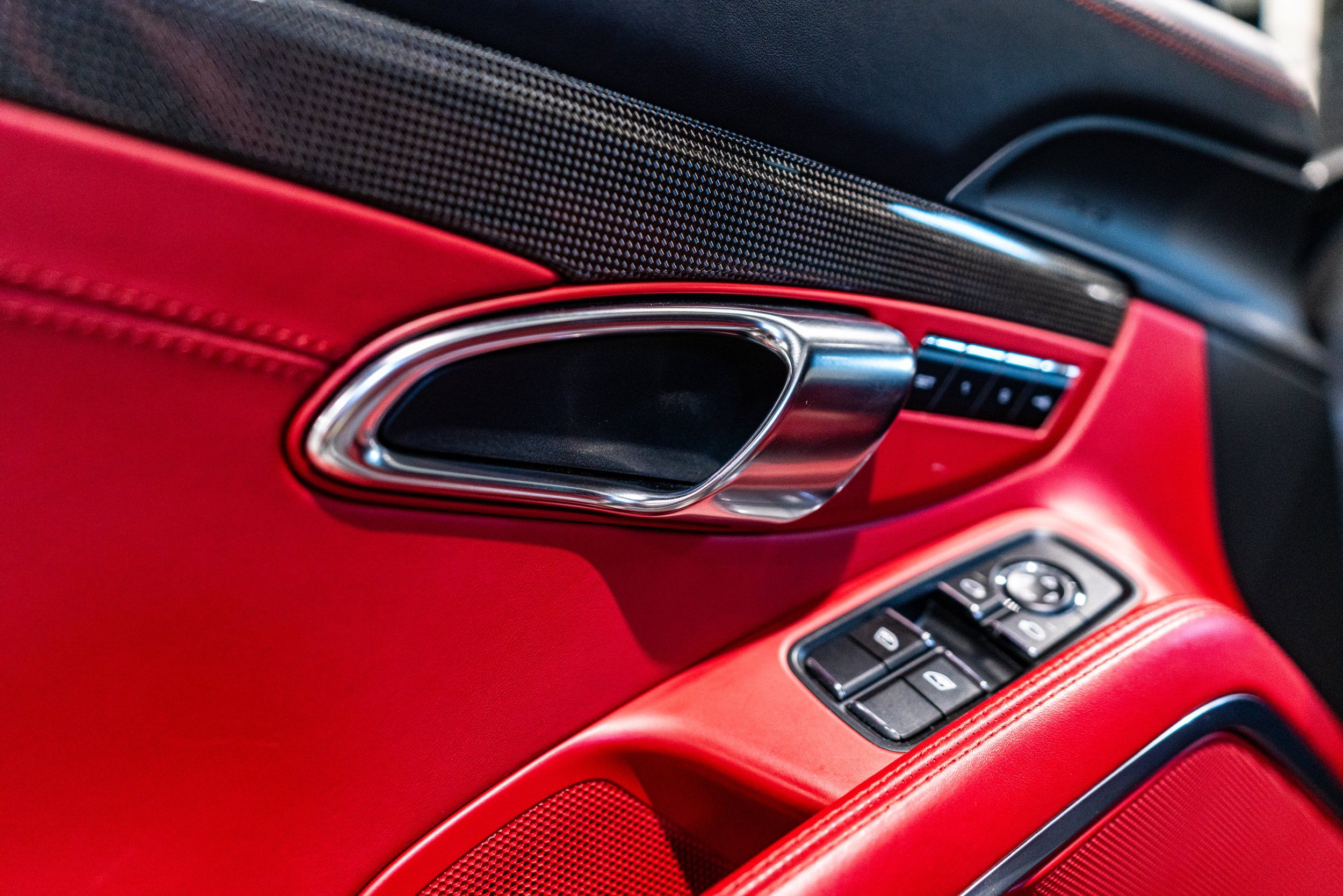 2015 Porsche 911 Turbo S - Photo 24
