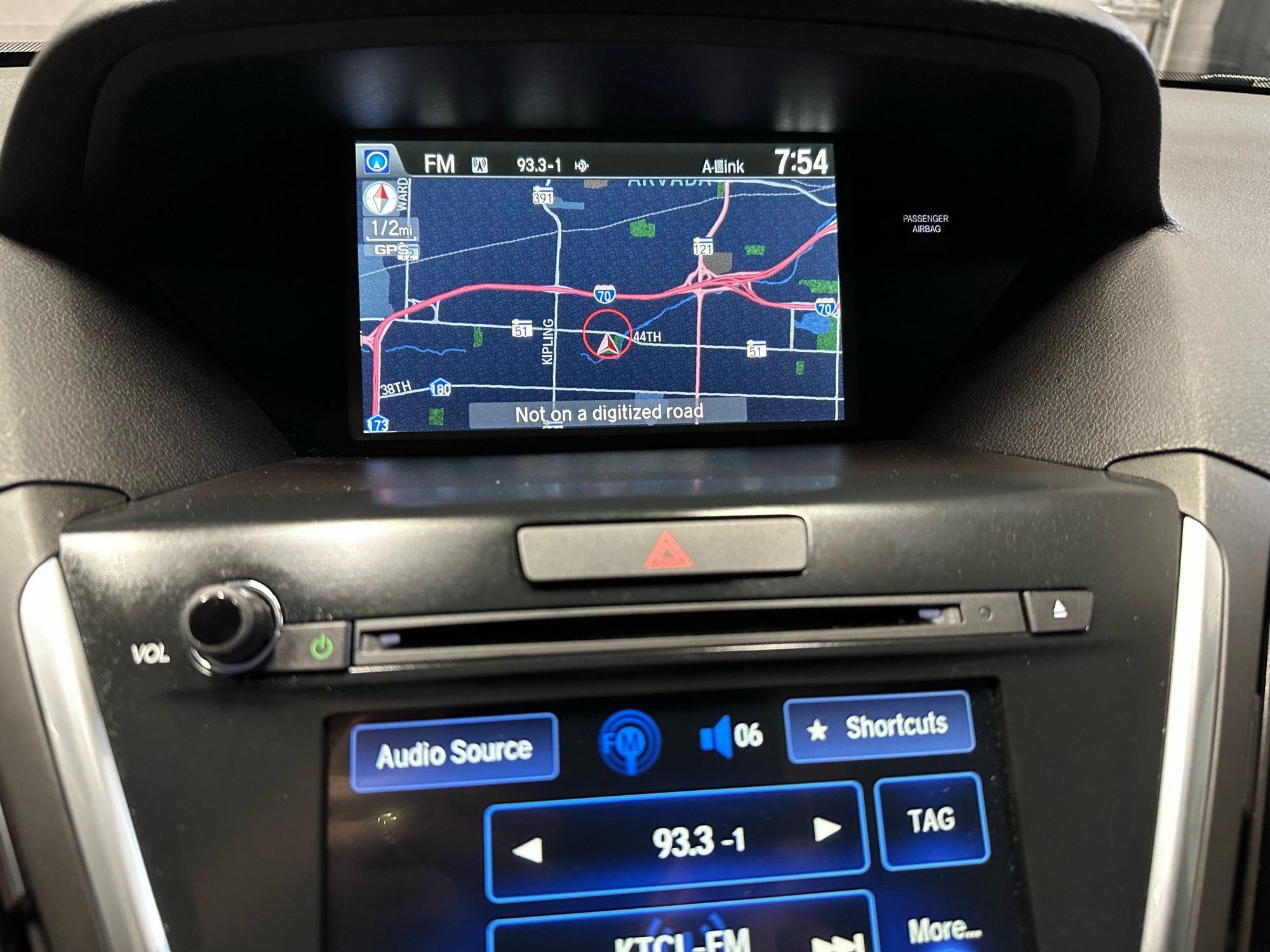 2015 Acura MDX Advance Entertainment photo 8