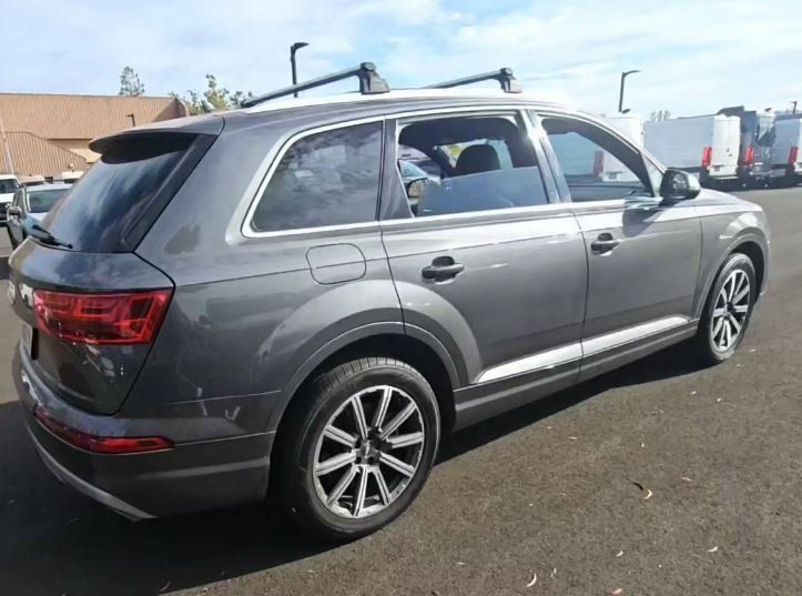 2019 Audi Q7 55 Premium Plus photo 9