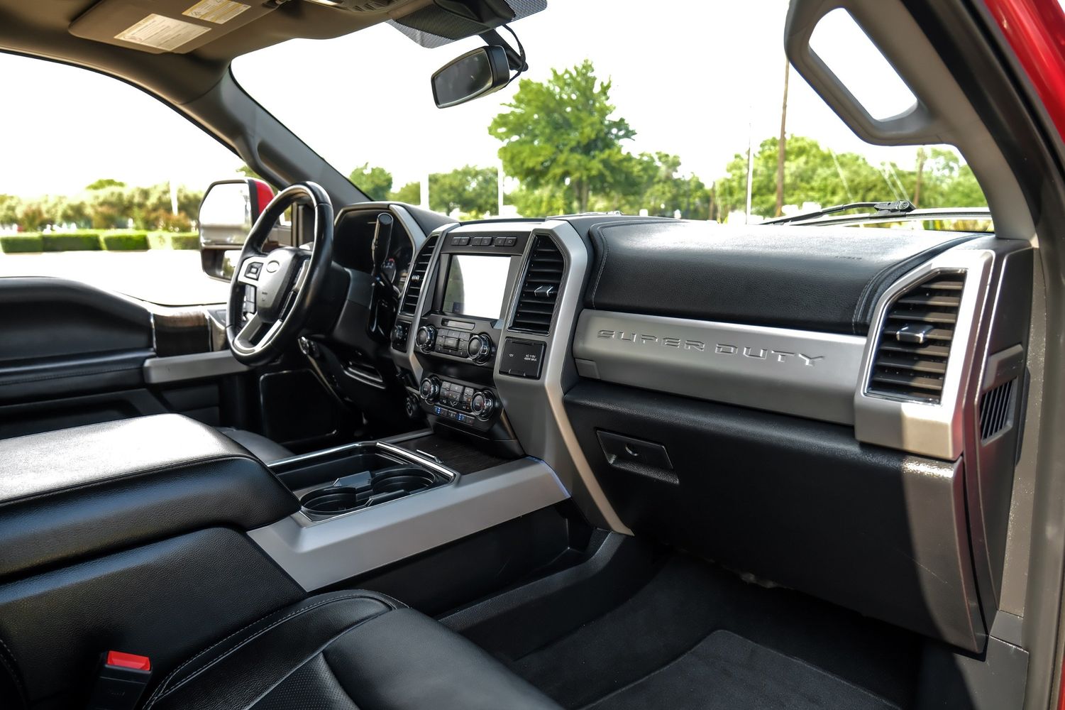 2021 Ford F-250 Lariat photo 19