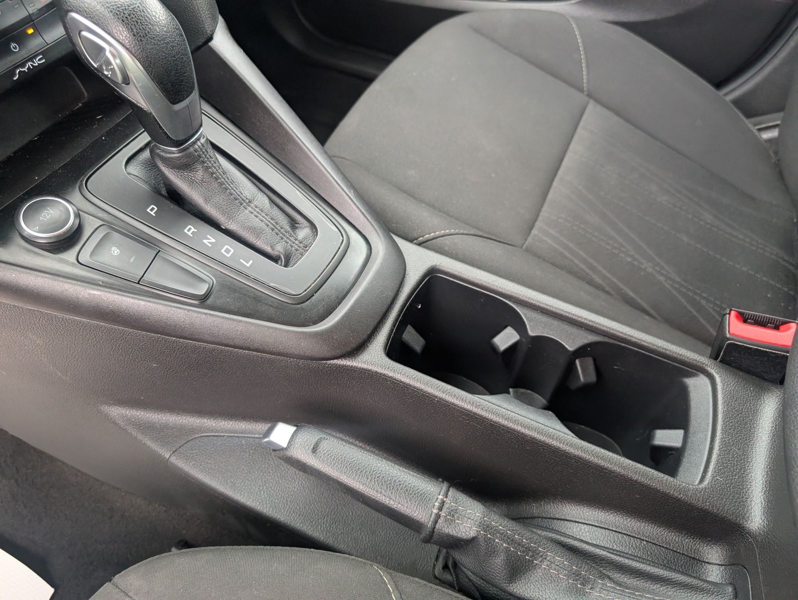 2017 Ford Focus 103