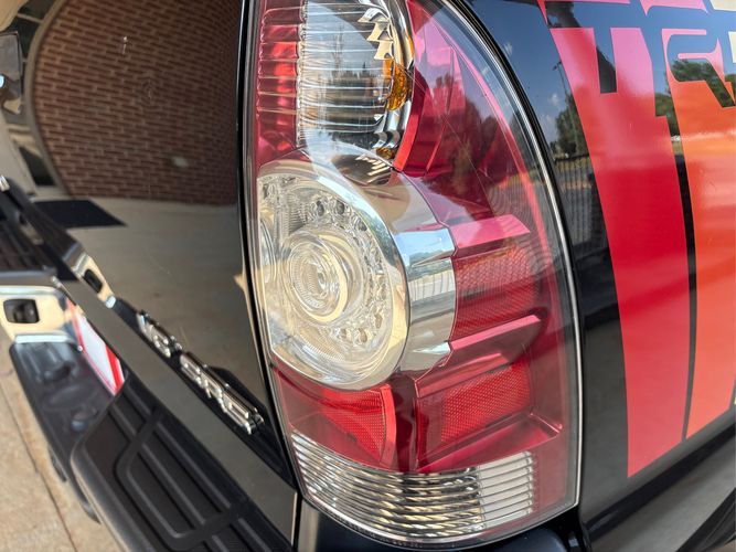 2011 Toyota Tacoma Base V6 photo 20
