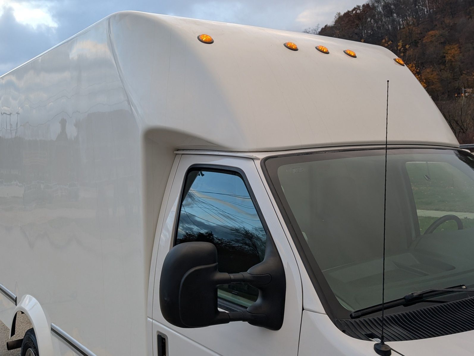 2015 Ford E-Series 14