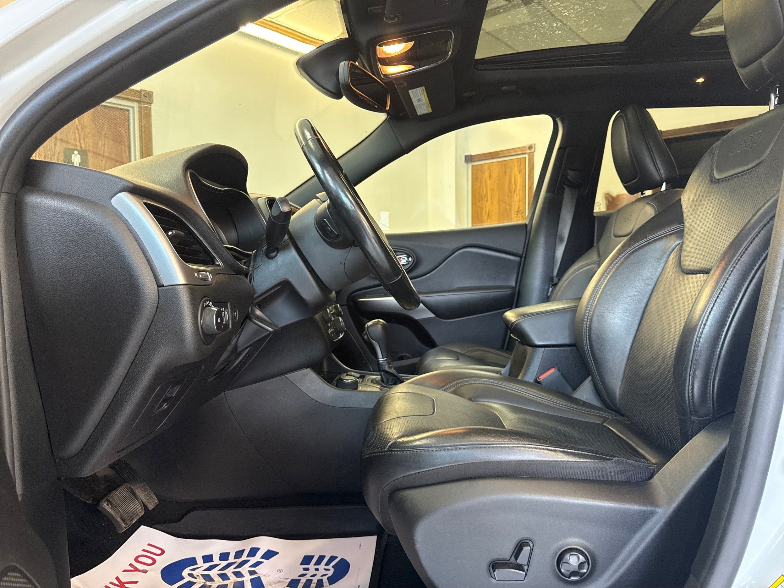 2020 Jeep Cherokee High Altitude - Photo 9