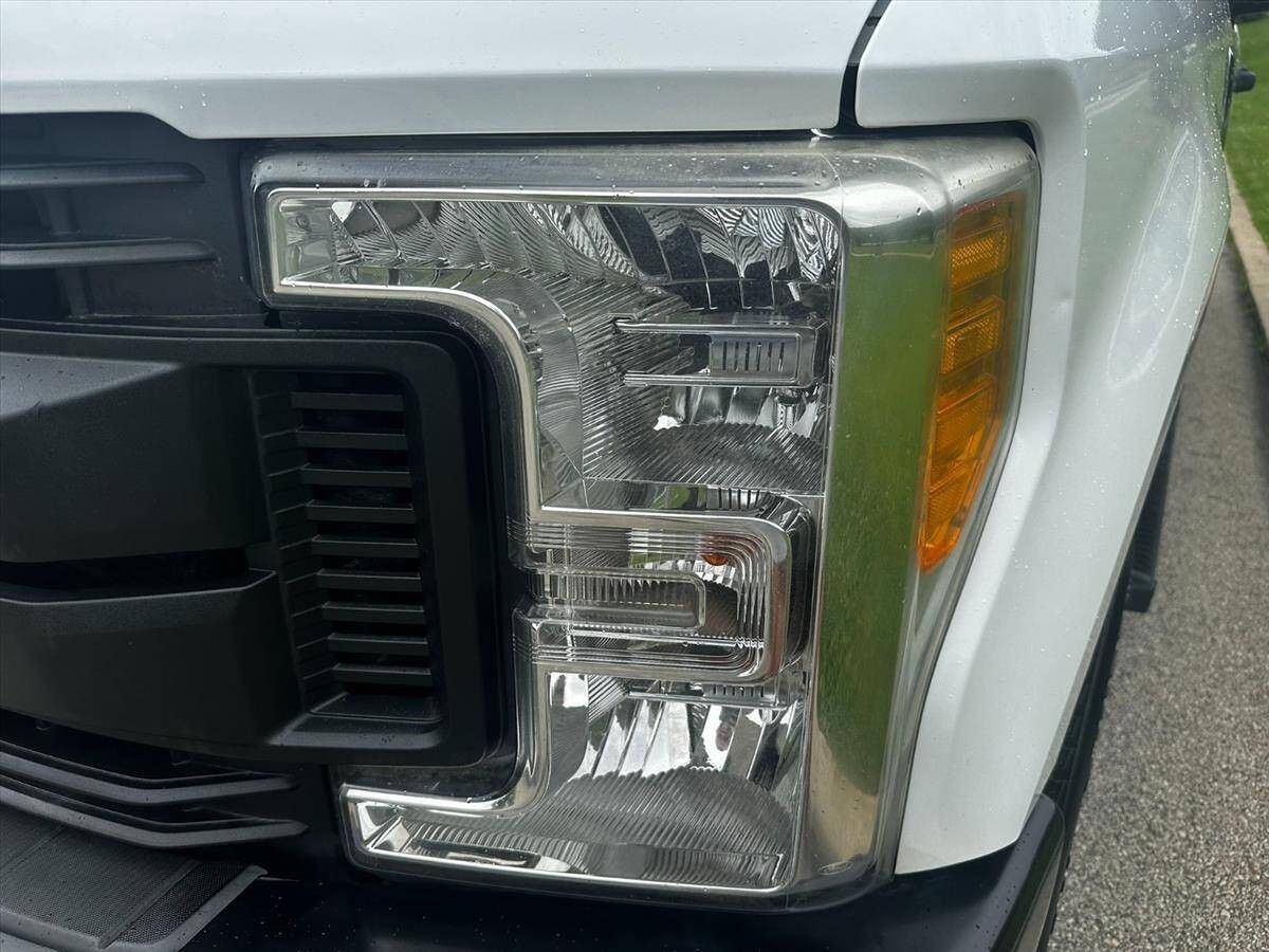 2017 Ford F-250 Super Duty 89