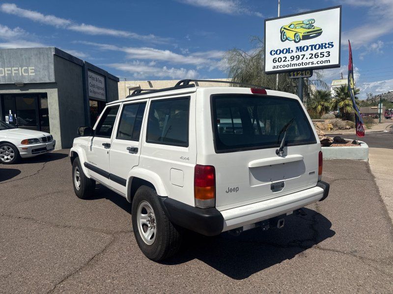 2000 Jeep Cherokee Sport photo 3
