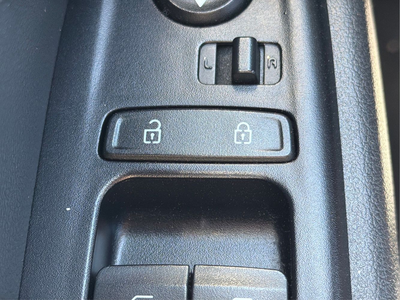 2024 Hyundai Venue SE - Photo 39