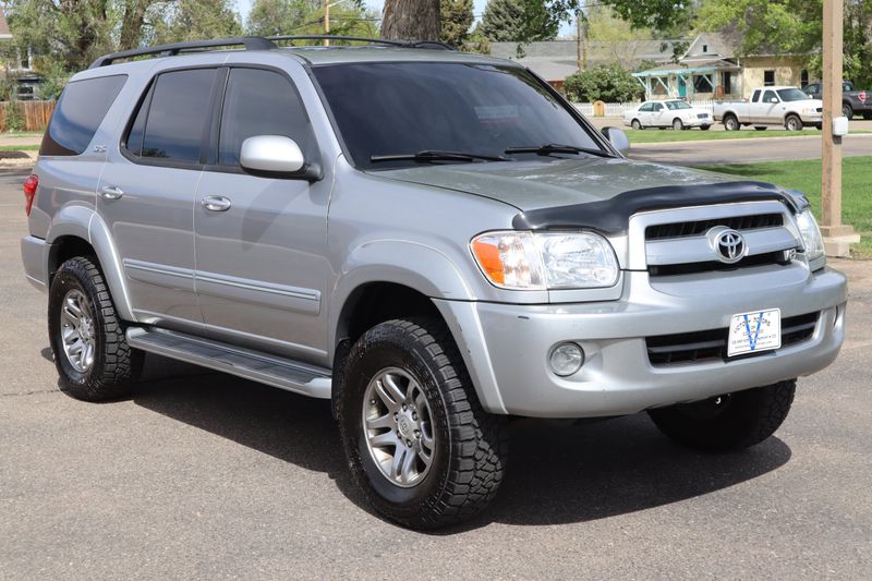 2007 Toyota Sequoia Photos