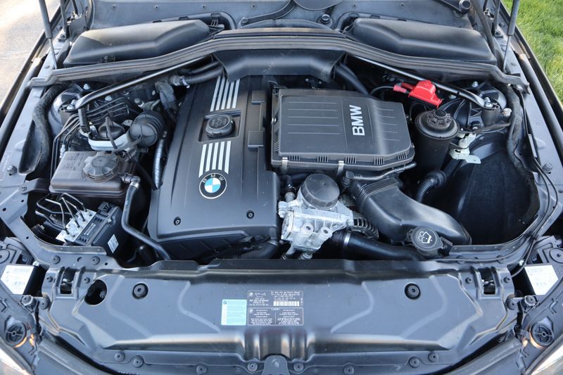 2008 BMW 535xi Photos