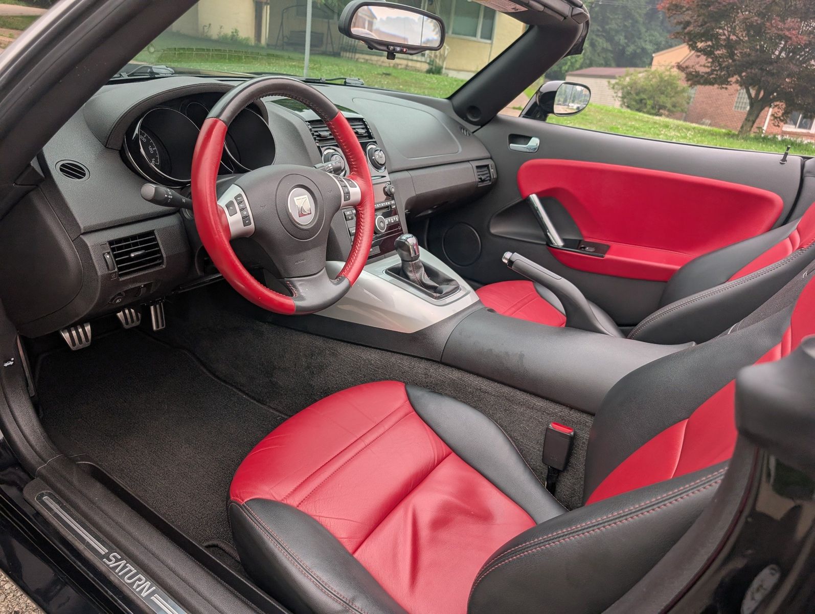 2007 Saturn Sky 35