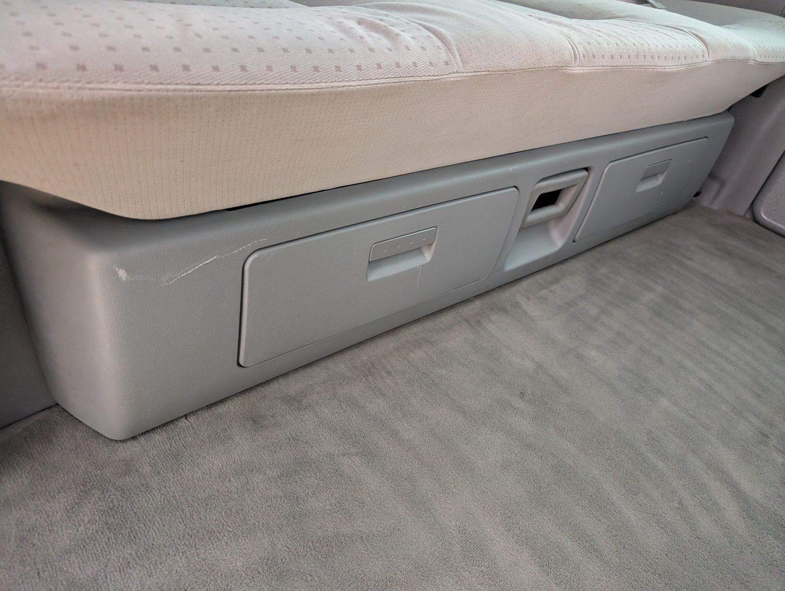 2003 Volkswagen EuroVan 152