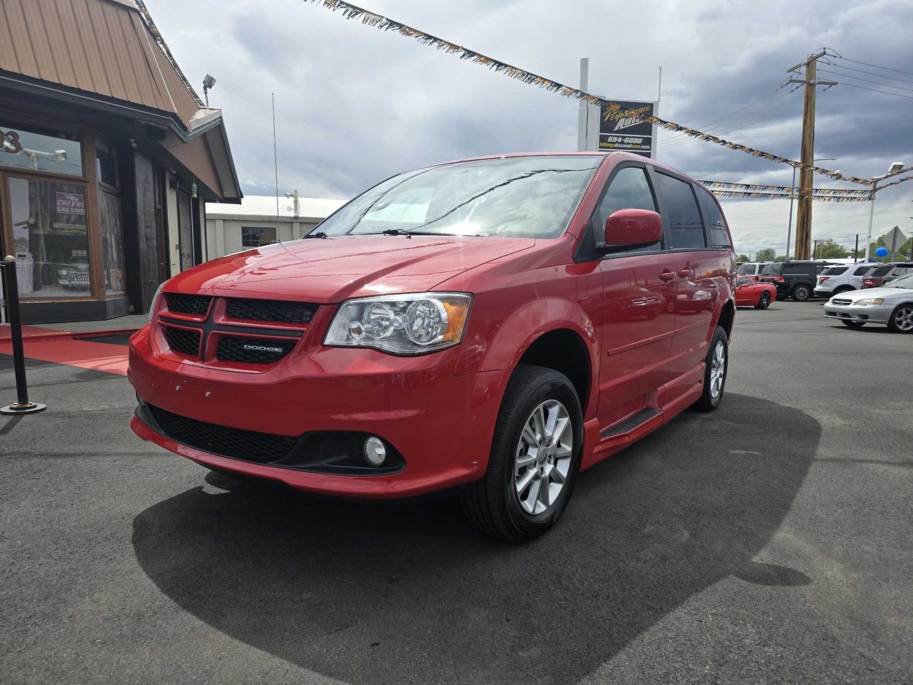 2012 Dodge Grand Caravan R/T's photo