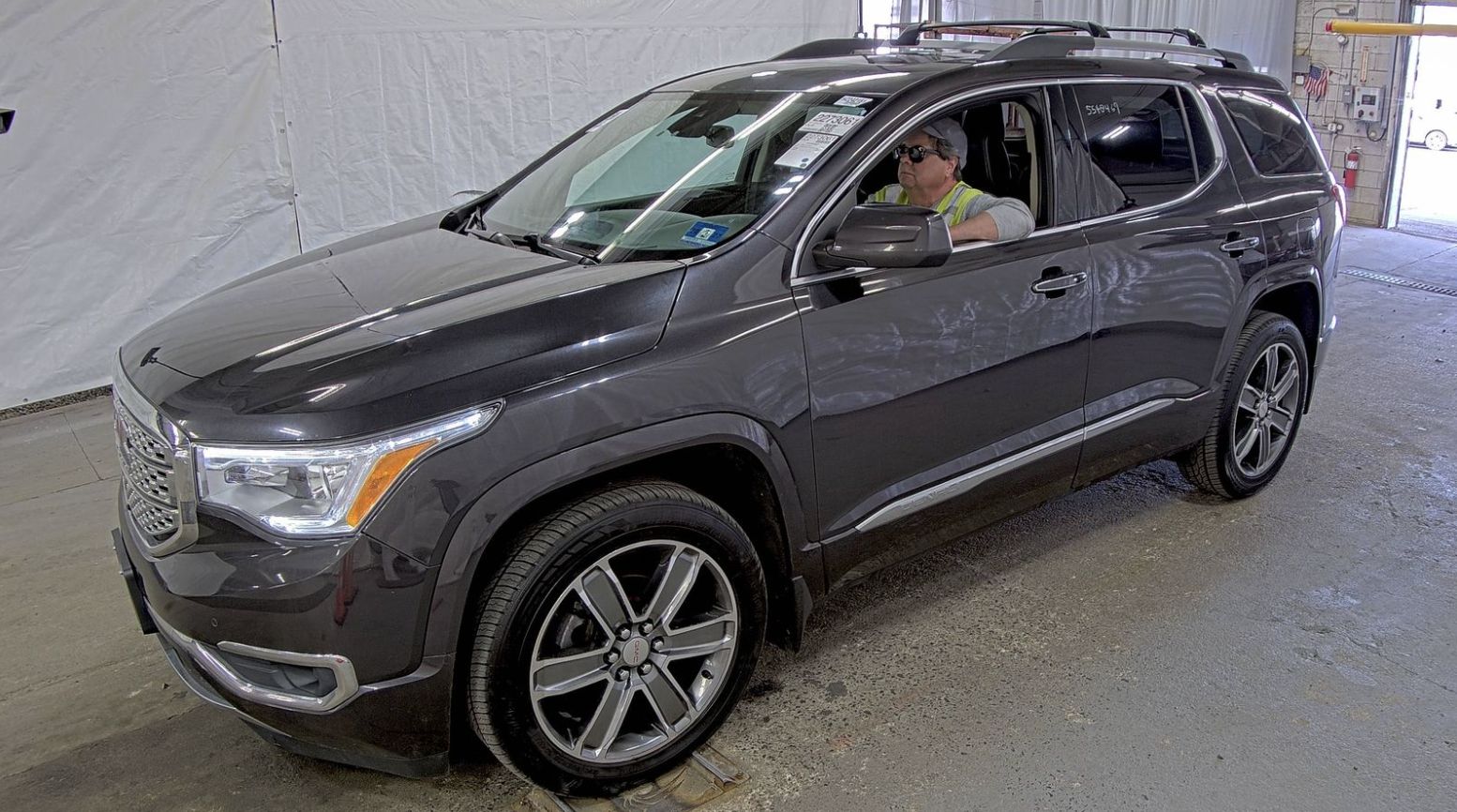 2017 GMC Acadia Denali AWD's photo