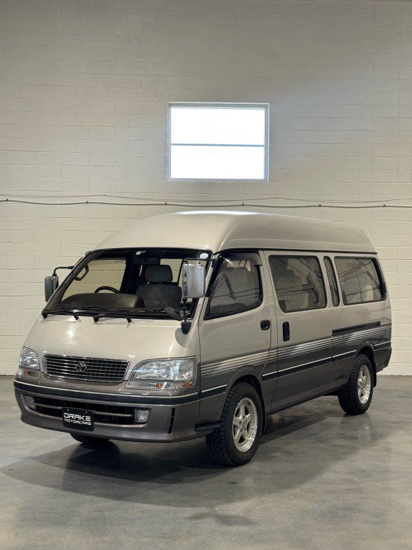 1997 TOYOTA HIACE