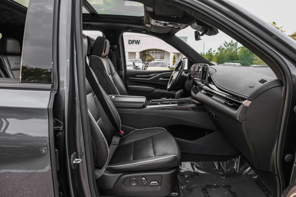 2021 Cadillac Escalade Sport photo 38