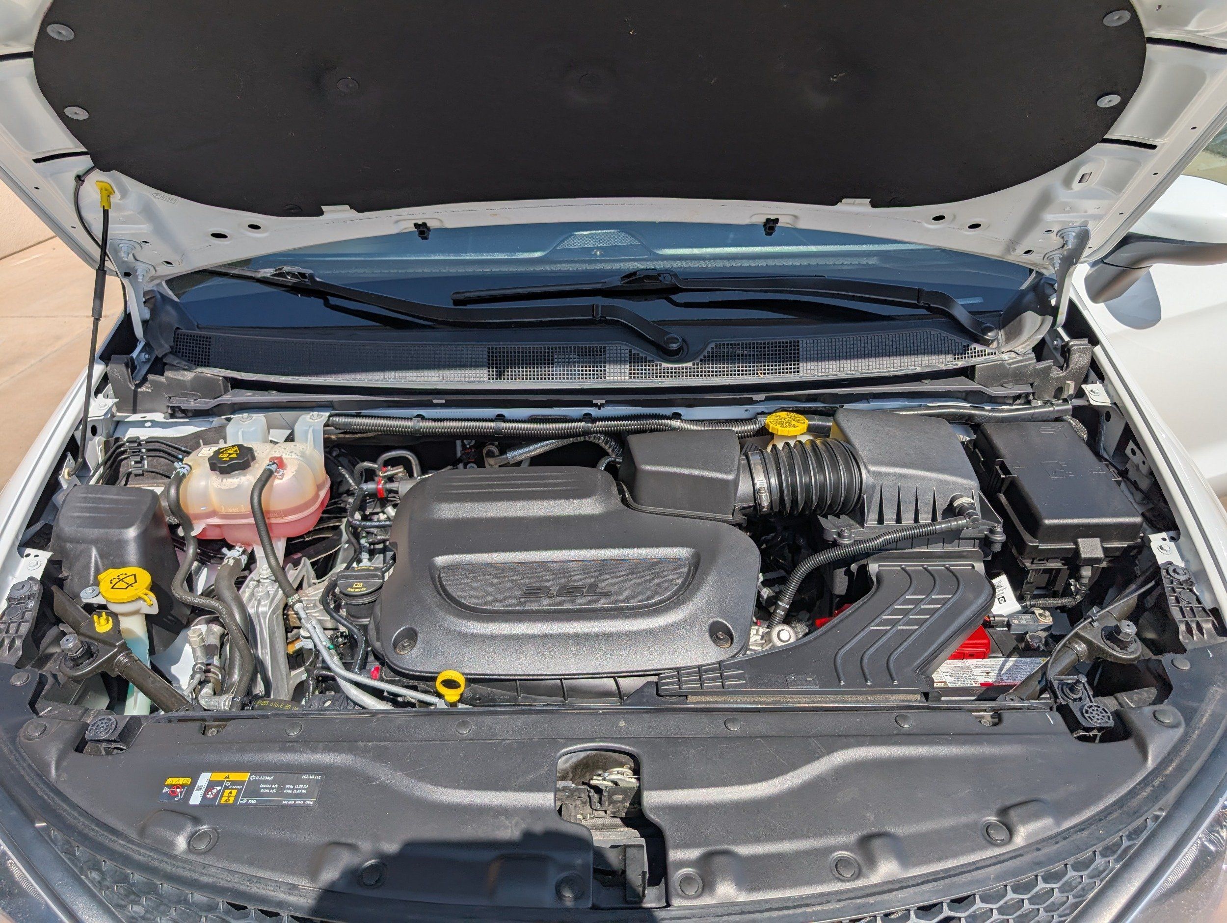 2022 Chrysler Voyager LX - Photo 22