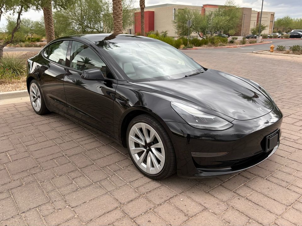 2022 Tesla Model 3 Rear-Wheel Drive