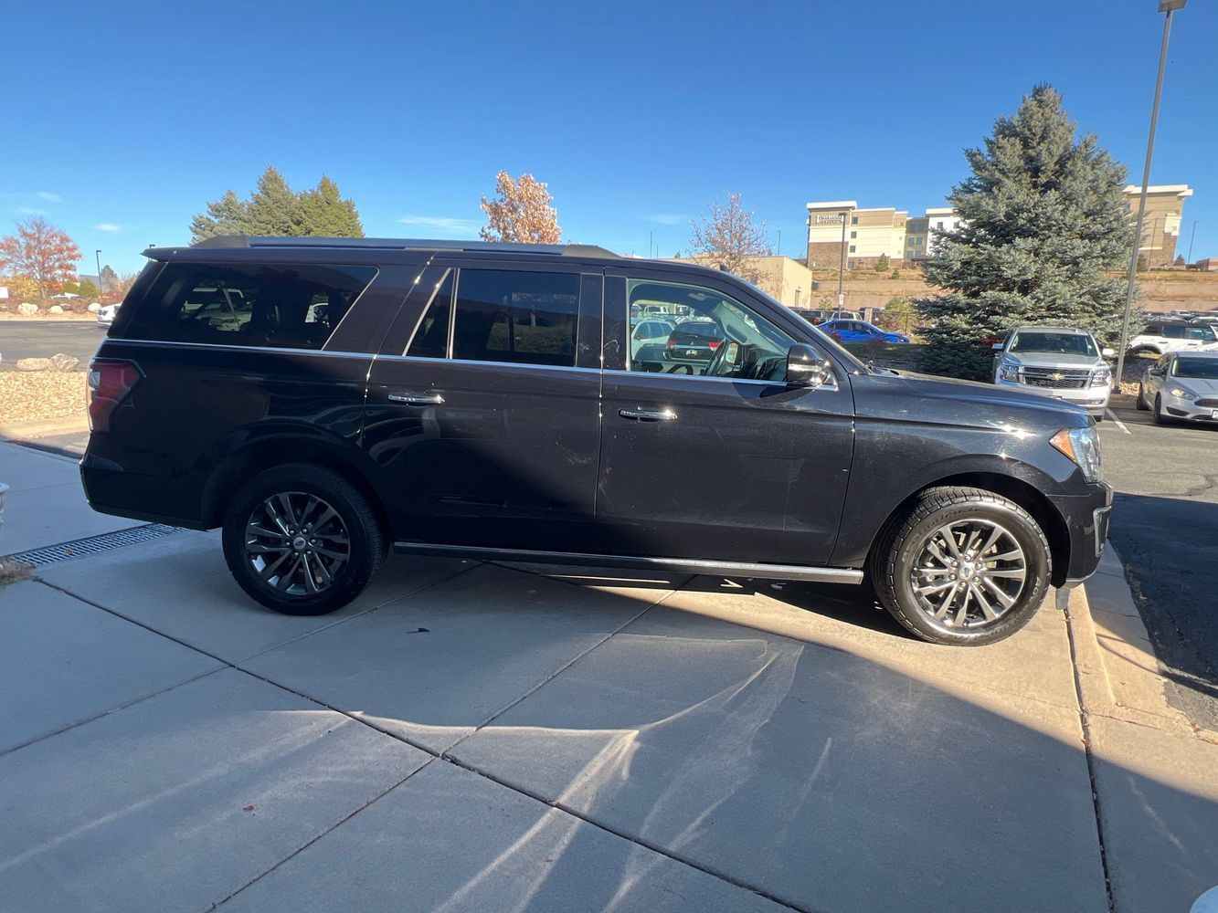 2019 Ford Expedition Limited photo 5