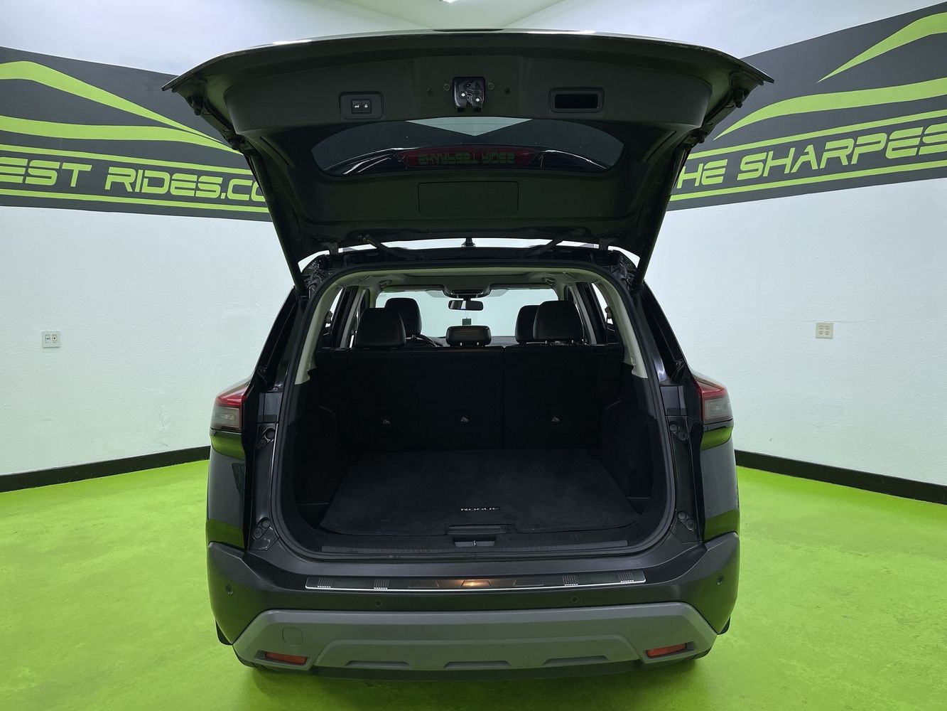 2021 Nissan Rogue SV photo 9