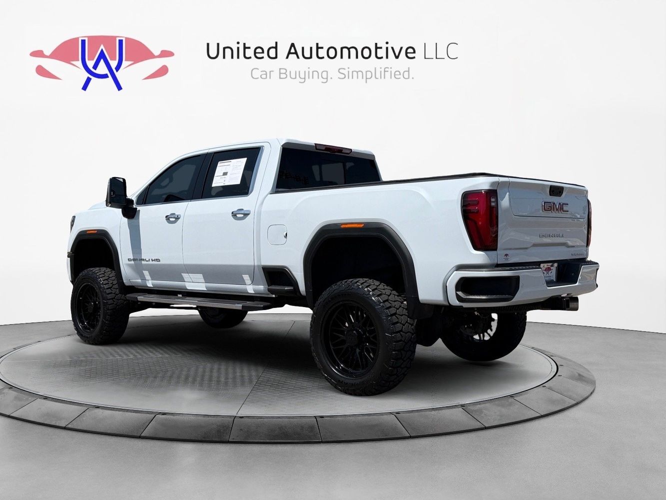 2026 GMC Sierra 2500HD Denali - Photo 8