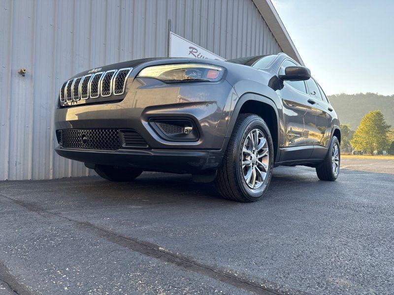 2021 Jeep Cherokee Latitude photo 16