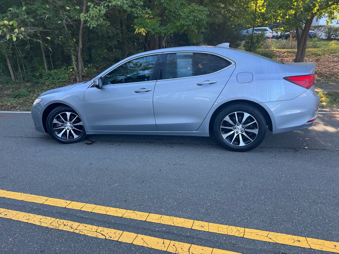 2015 Acura TLX Technology photo 14
