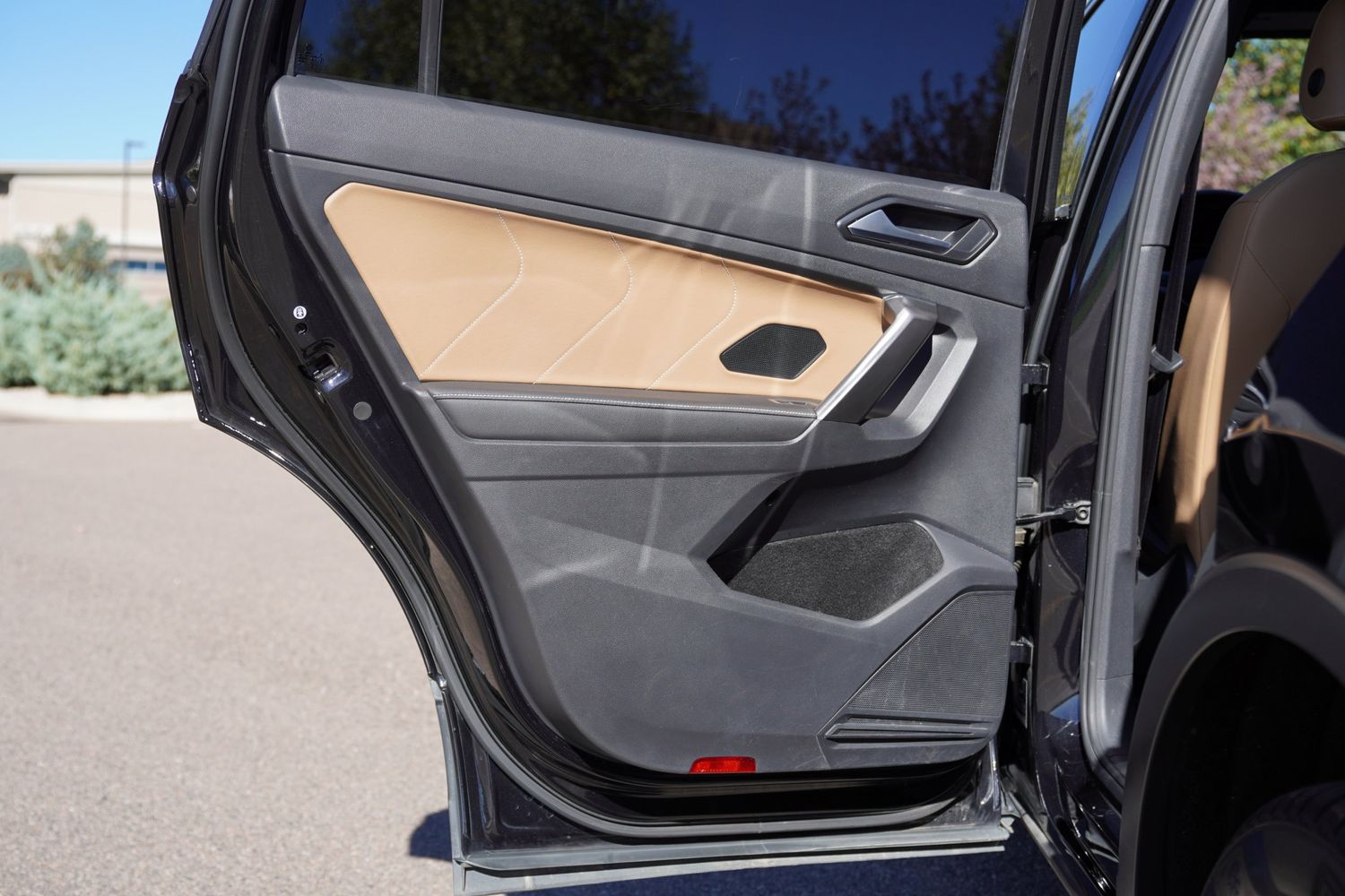 2022 Volkswagen Tiguan SE photo 10