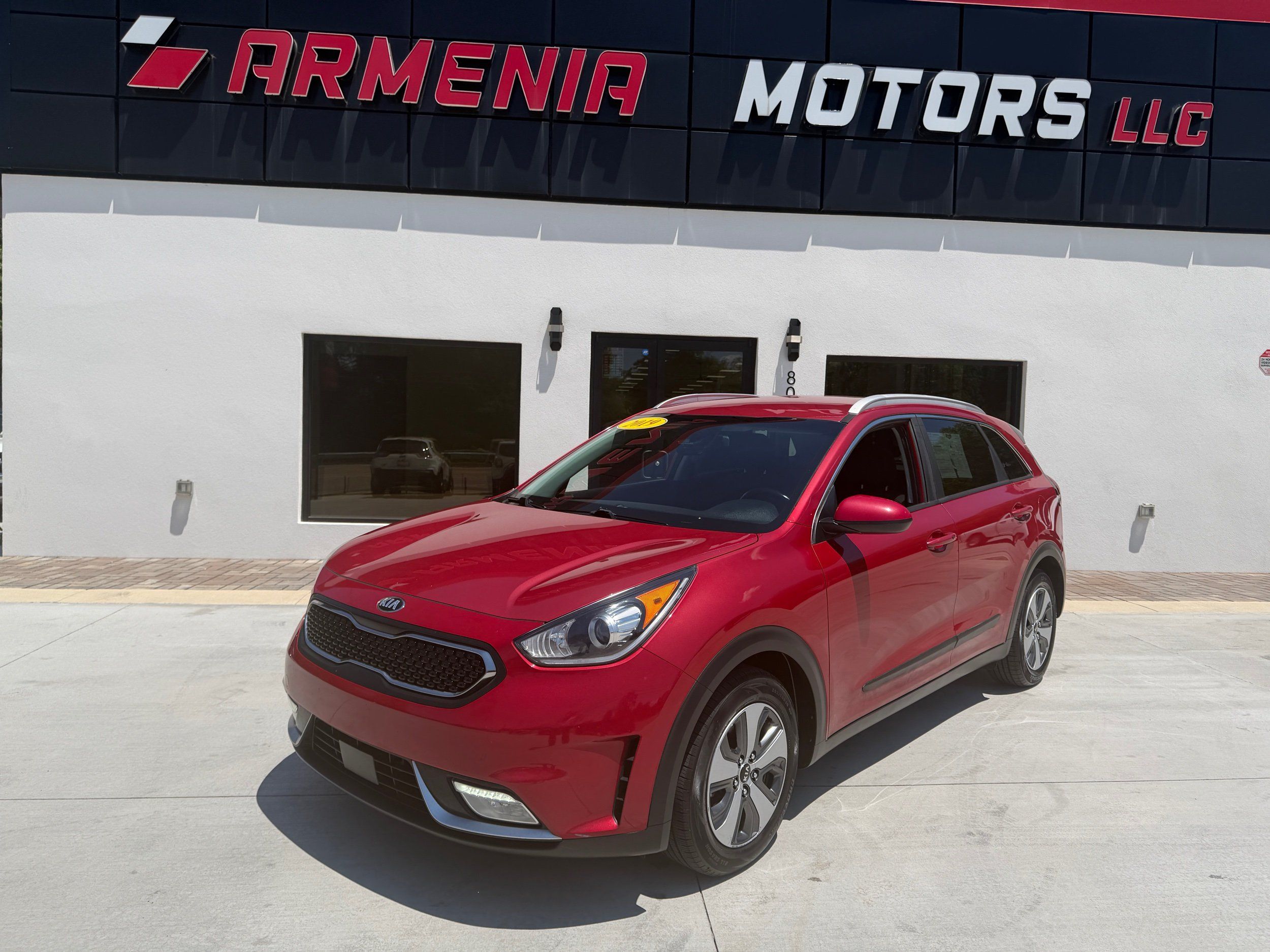 2019 Kia Niro LX's photo