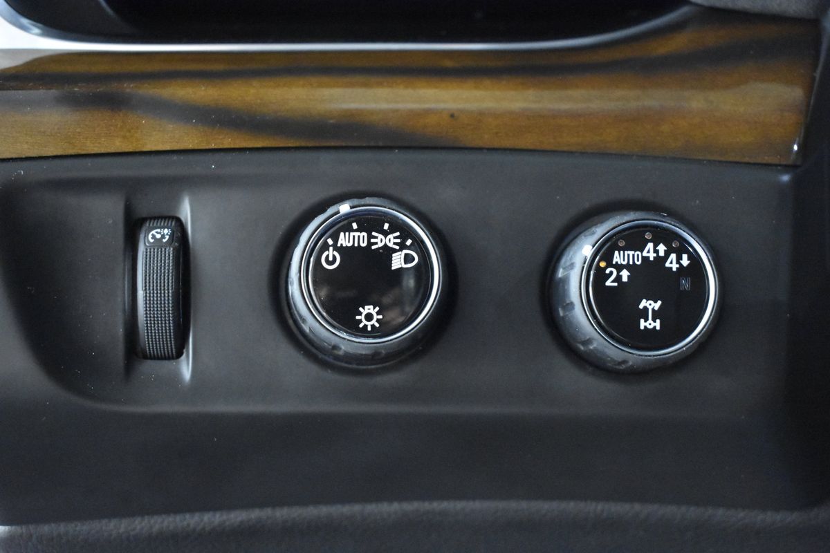 2018 Cadillac Escalade Luxury