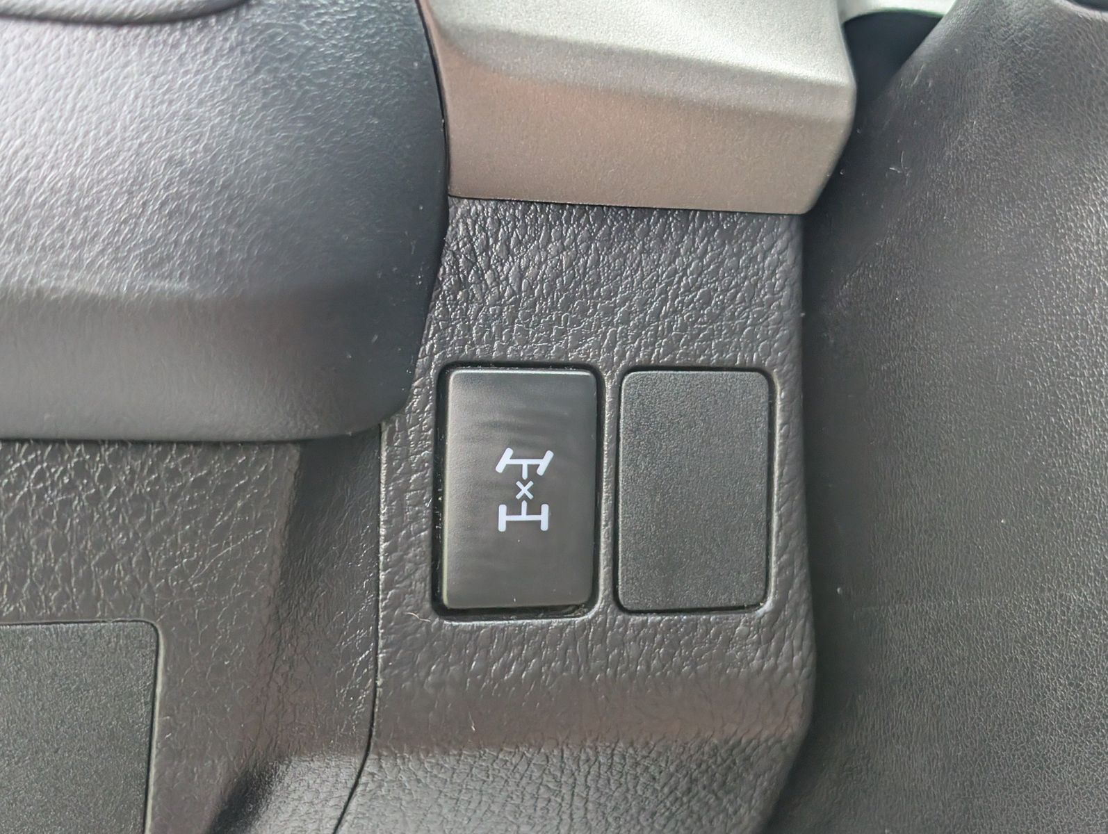 2017 Toyota RAV4 54